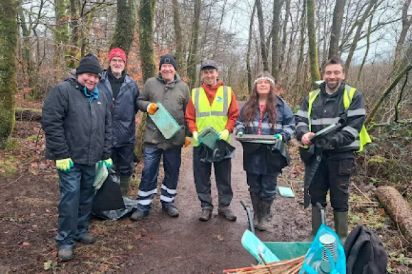 NatureFix offer conservation days out for community groups