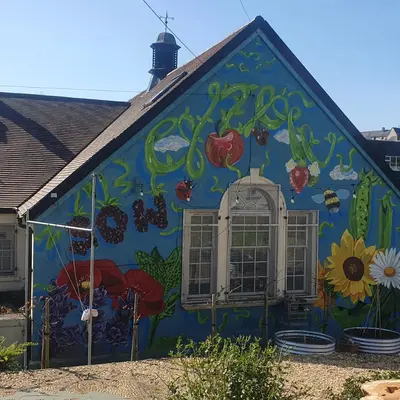 Lend & Mend Hubs: Greenock South West Library